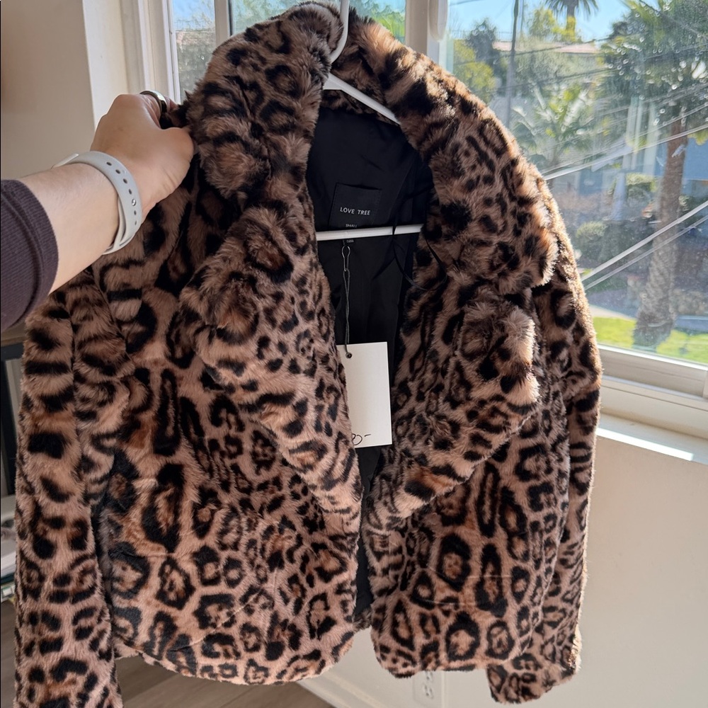 Love Tree Women's Animal Print Teddy Jacket